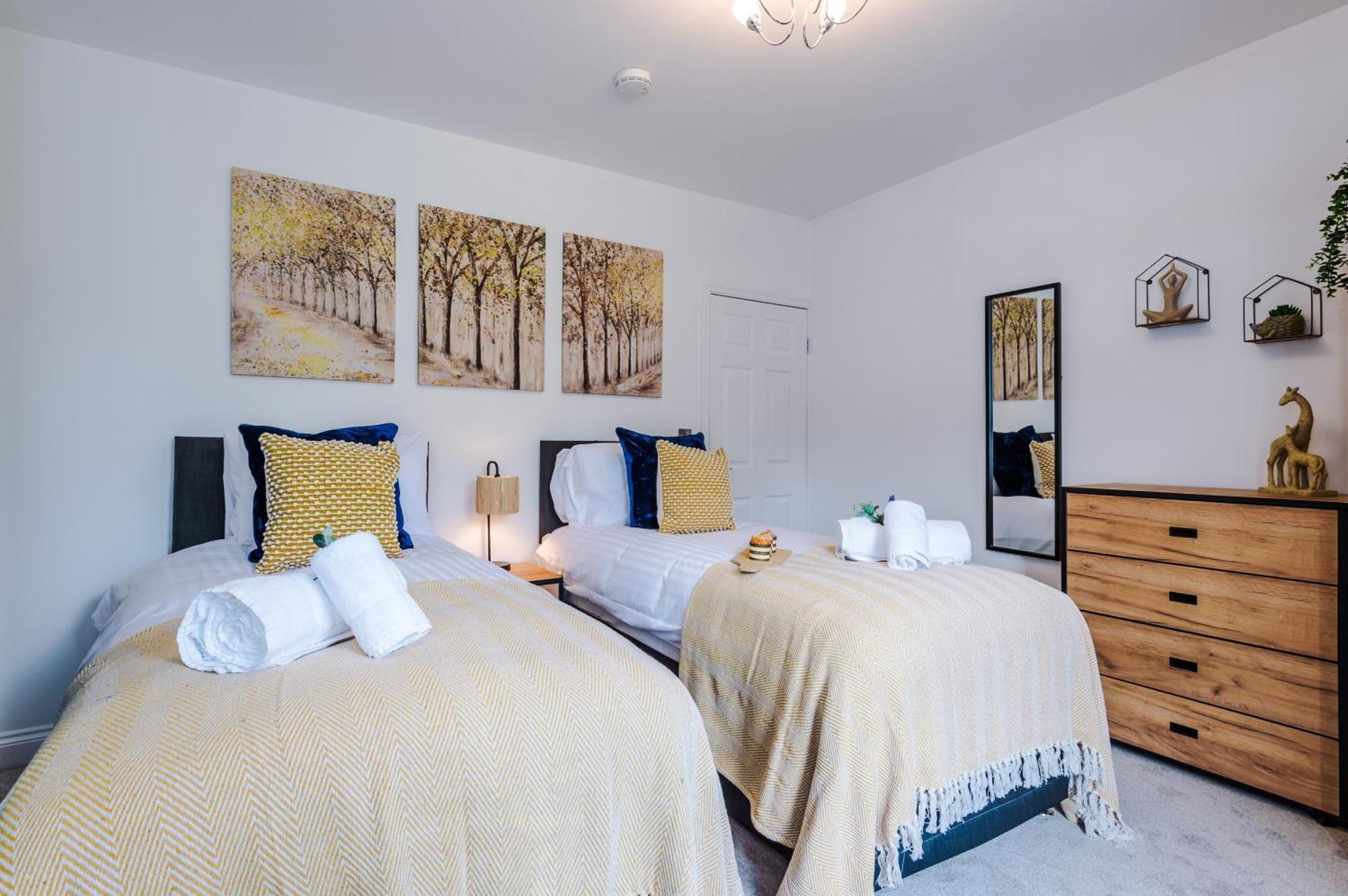 Spacious 3-Bed Home In Nantwich By 53 Degrees Property - Amazing Location, Ideal For Groups - Sleeps 6 エクステリア 写真