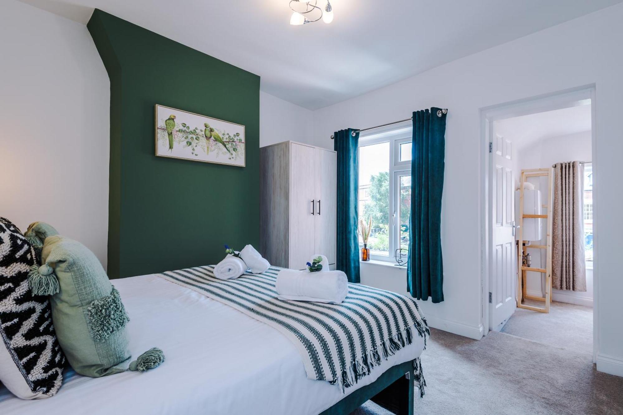 Spacious 3-Bed Home In Nantwich By 53 Degrees Property - Amazing Location, Ideal For Groups - Sleeps 6 エクステリア 写真